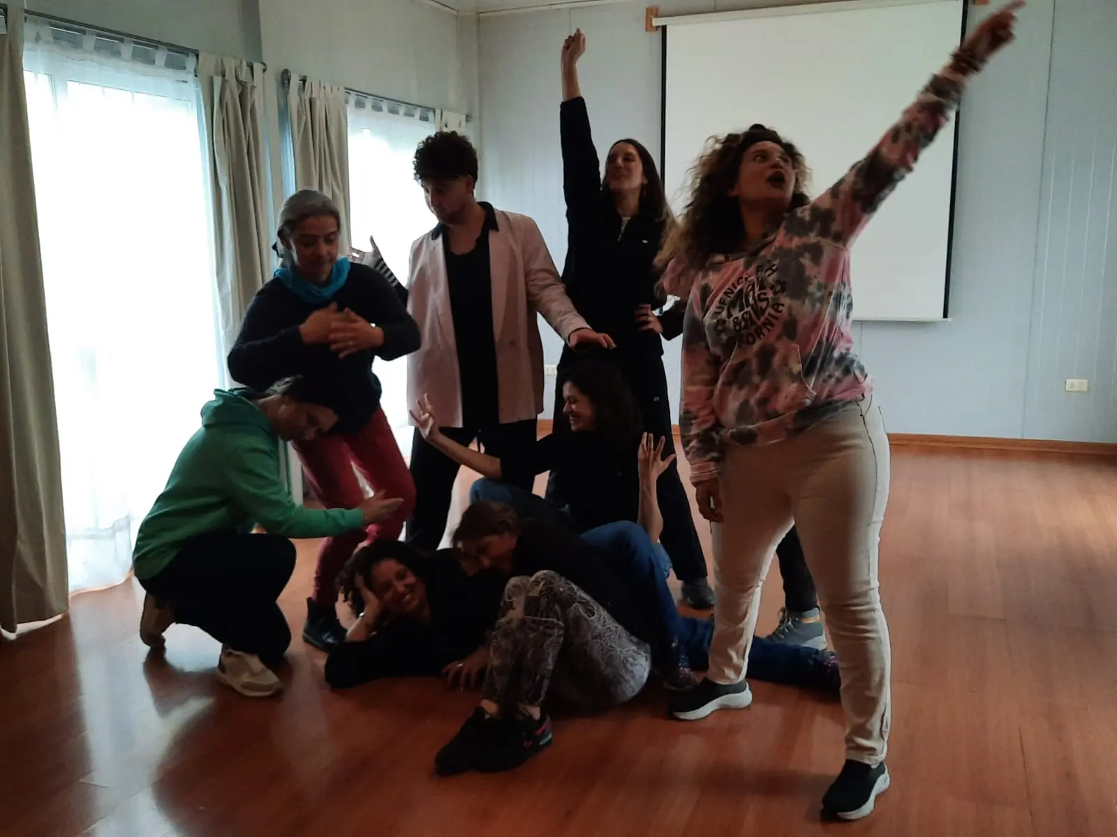 Sesión de psicodrama junguiano en grupo 3